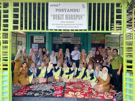 Kunjungan Kemenkes bersama RAPP ke Posyandu Bukit Harapan.(foto: istimewa)